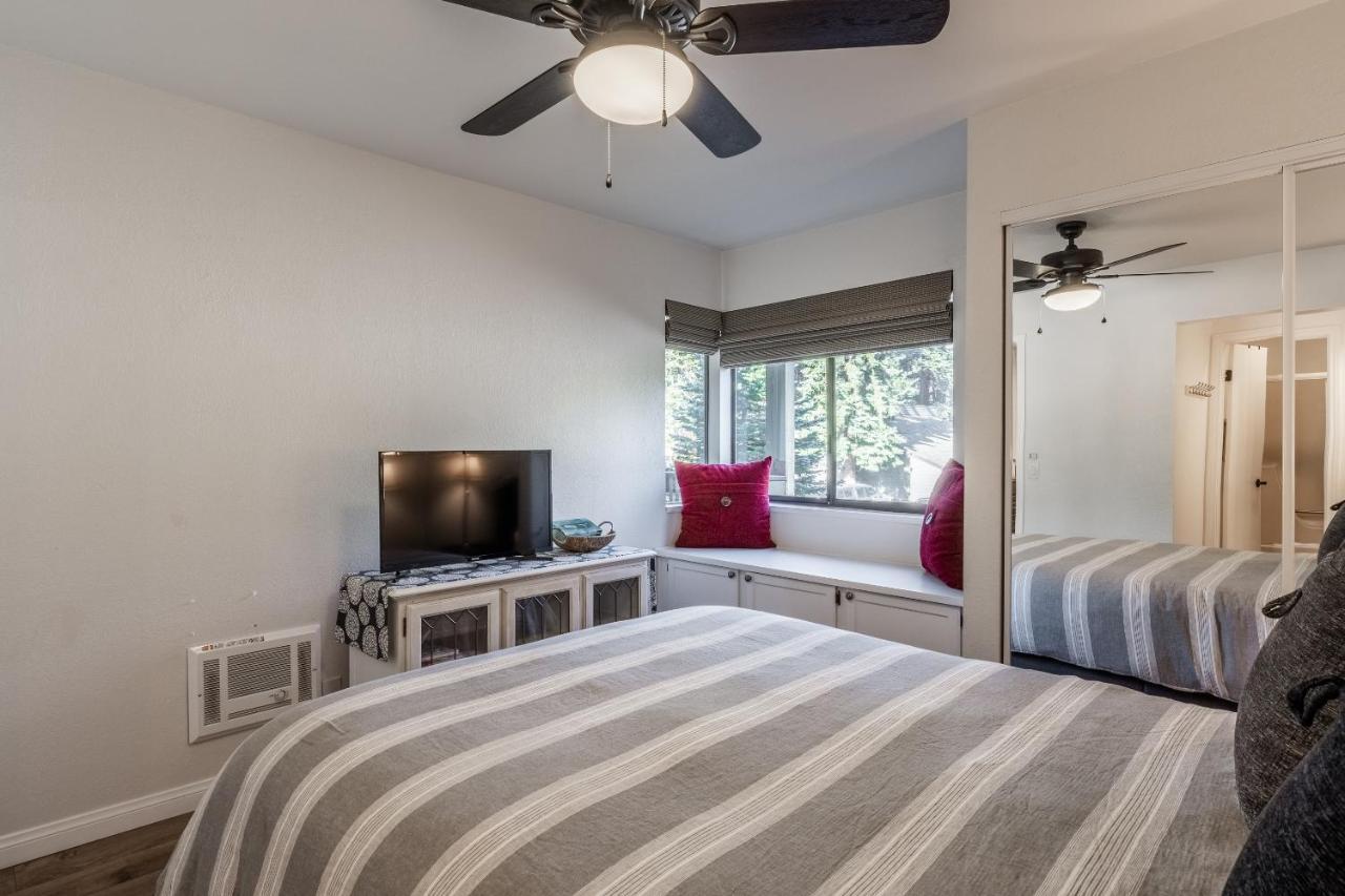 Highly Updated 1 Bedroom Plus Den, 2 Bath Crestview Unit 5 Sleeps Up To 4 Located Near Canyon Lodge Μαμούθ Λέικς Εξωτερικό φωτογραφία